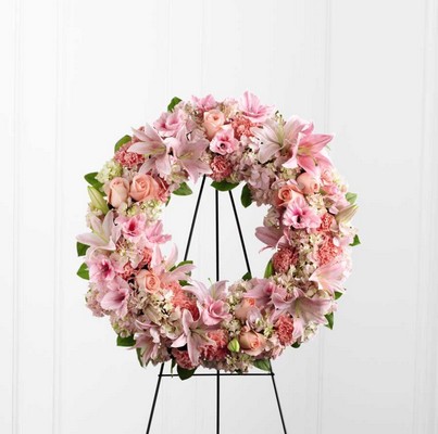 The FTD Loving Remembrance(tm) Wreath