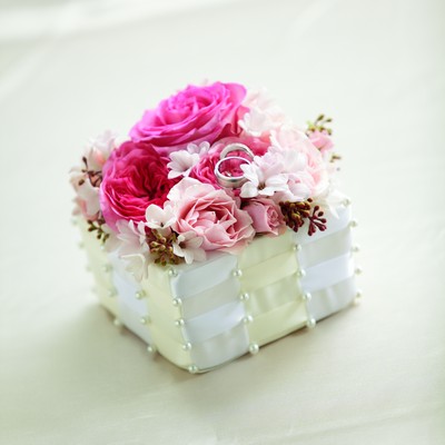 The FTD Flower Jeweled Ring Box