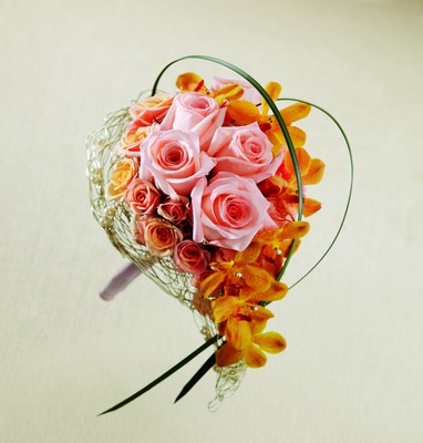 The FTD Peach Waterfall Bouquet