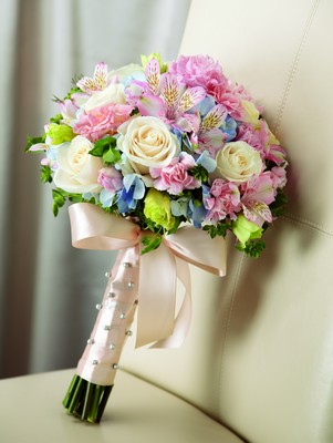 The FTD Sweet Innocence Bouquet