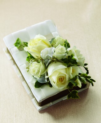 The FTD Rose Charm Bouquet